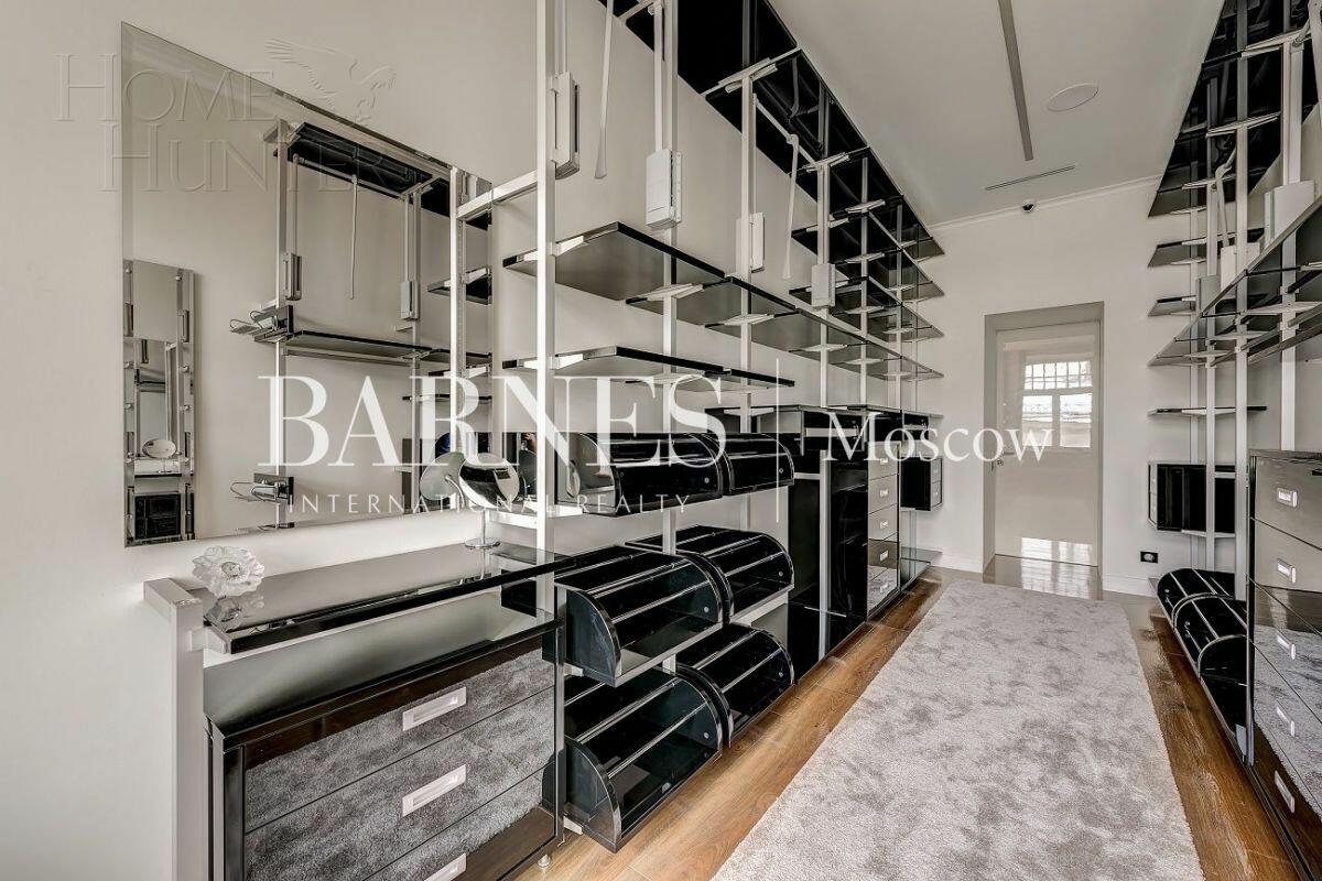 5-КОМН. КВАРТИРА С ОТДЕЛКОЙ 246 М² НА 3 ЭТАЖЕ