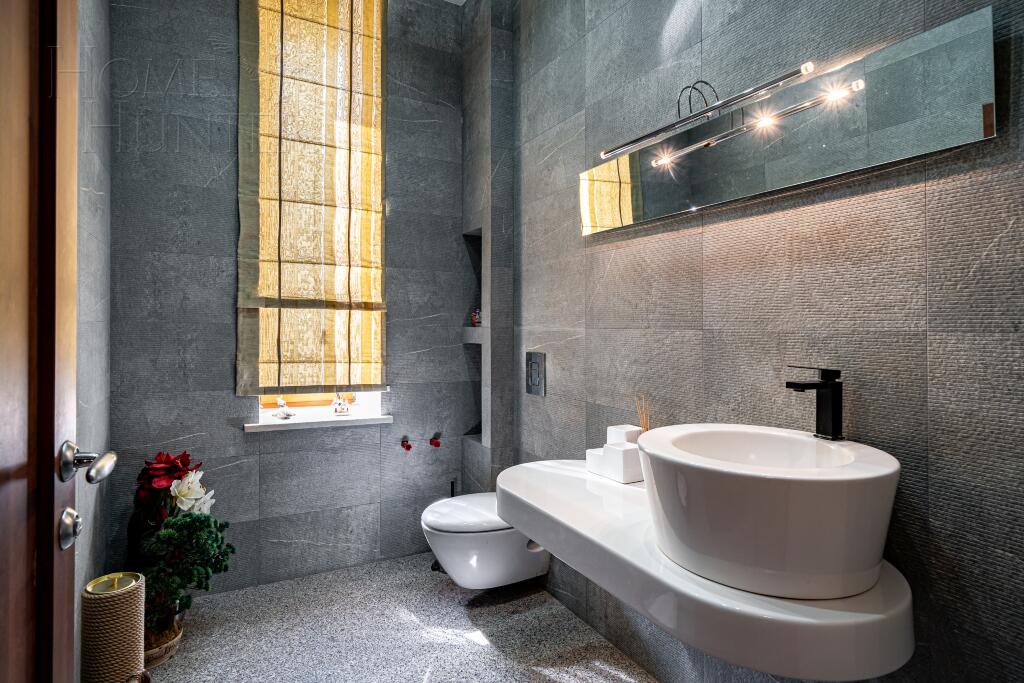 2-этажный коттедж 750 м² с отделкой