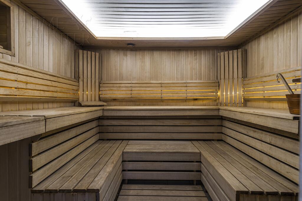 3-этажный коттедж 1 250 м² с отделкой