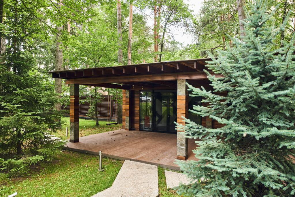 2-этажный коттедж 835 м² с отделкой