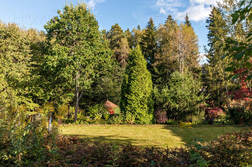 2-этажный коттедж 782.7 м² с отделкой