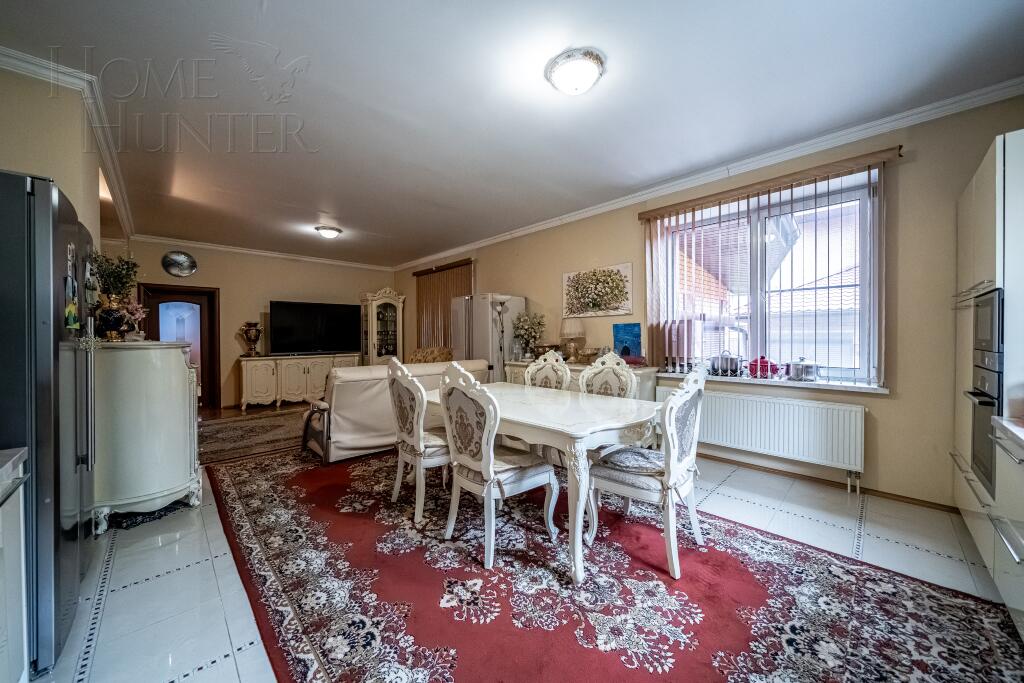 3-этажный коттедж 980 м² с отделкой