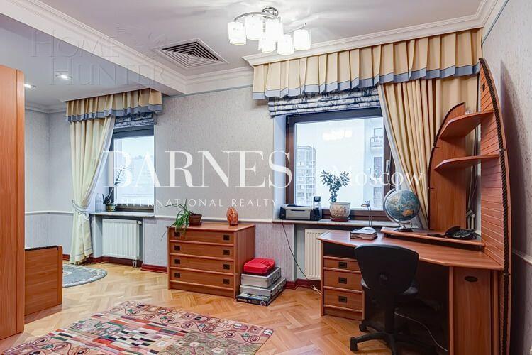 7-КОМН. КВАРТИРА С ОТДЕЛКОЙ 415 М² НА 5 ЭТАЖЕ