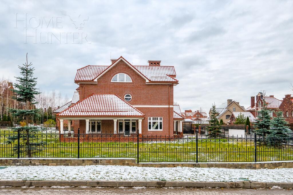 2-этажный коттедж 432.2 м² без отделки