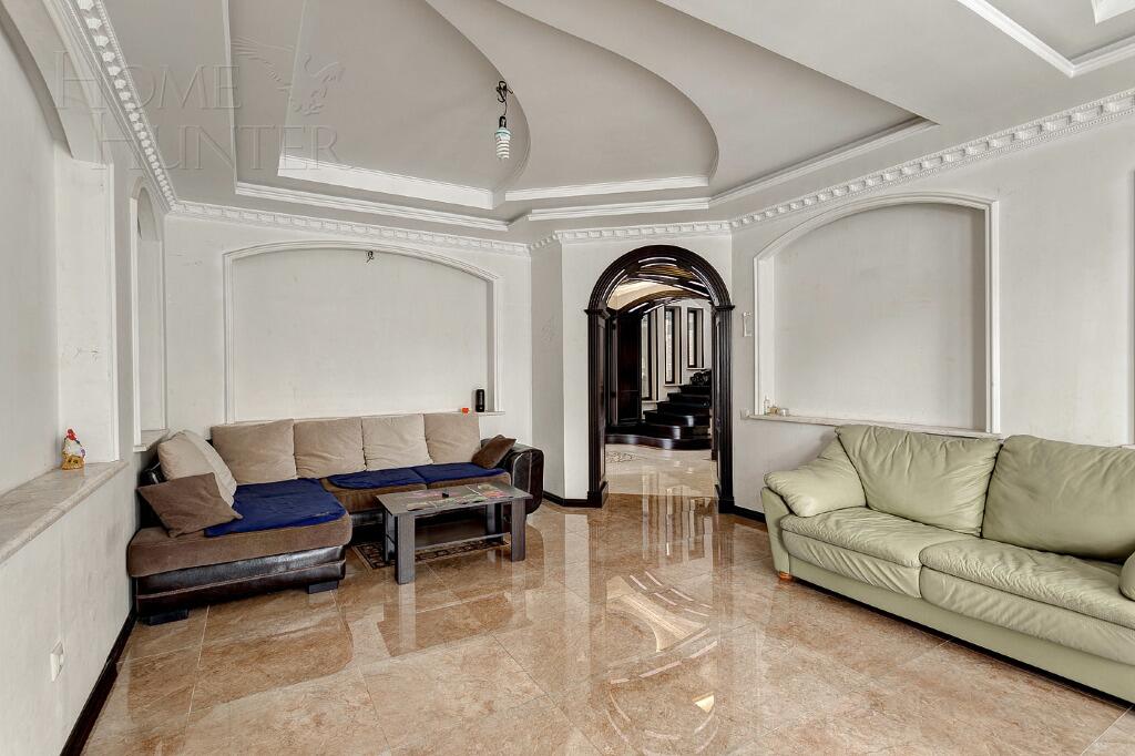 2-этажный коттедж 452 м² с отделкой