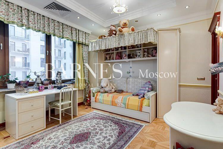 7-КОМН. КВАРТИРА С ОТДЕЛКОЙ 415 М² НА 5 ЭТАЖЕ