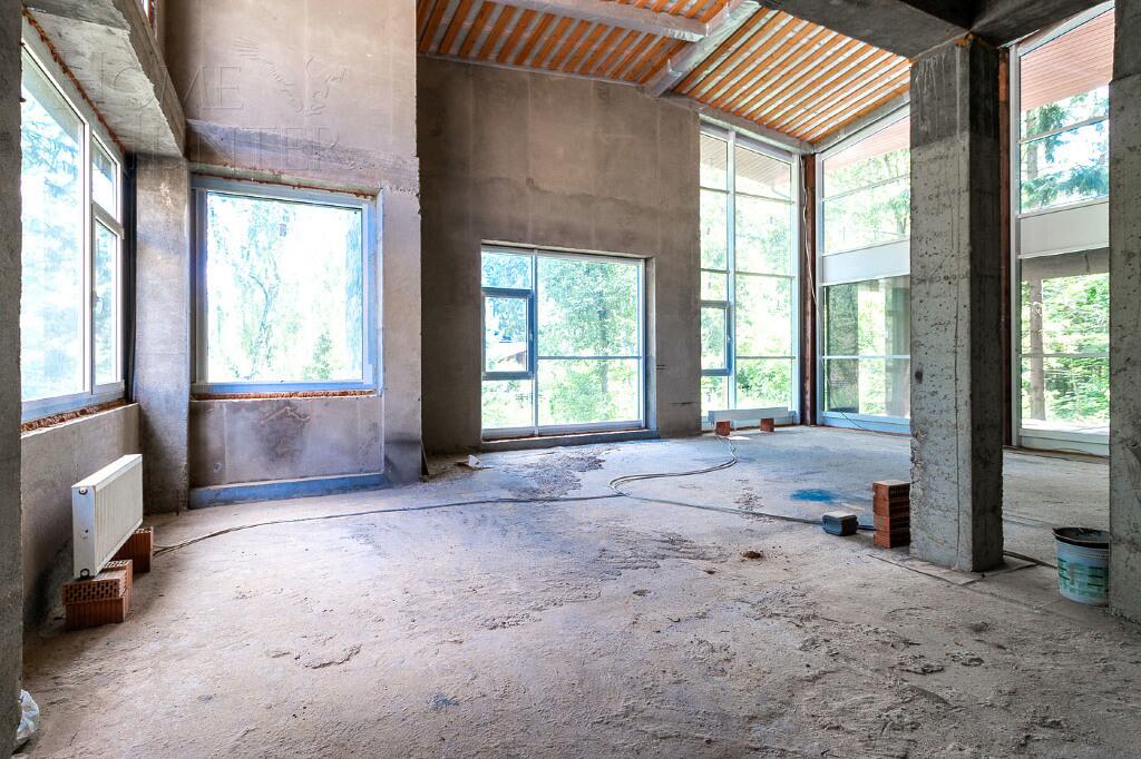 2-этажный коттедж 550 м² без отделки