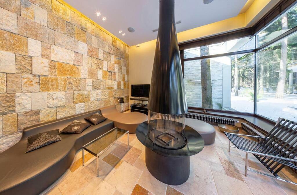 2-этажный коттедж 1 622 м² с отделкой