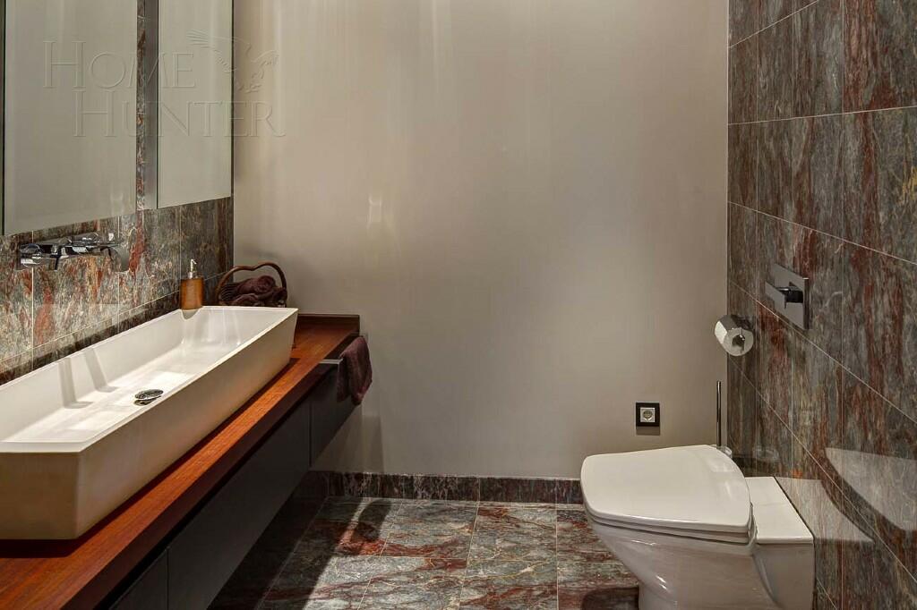 3-этажный коттедж 1 438 м² с отделкой