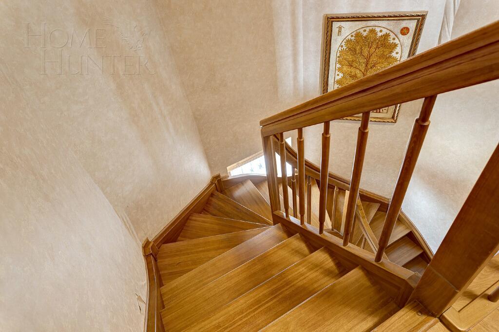 2-этажный коттедж 200 м² с отделкой