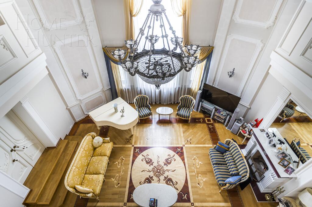 2-этажный коттедж 560 м² с отделкой