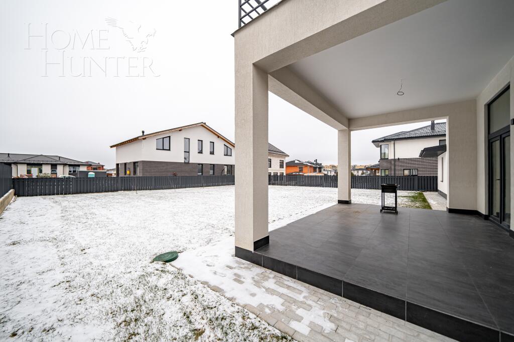 2-этажный коттедж 260 м² с отделкой