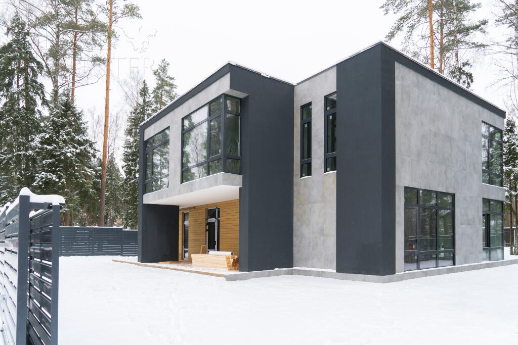 2-этажный коттедж 549 м² без отделки