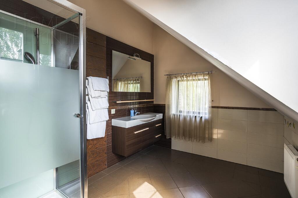 2-этажный коттедж 558 м² с отделкой