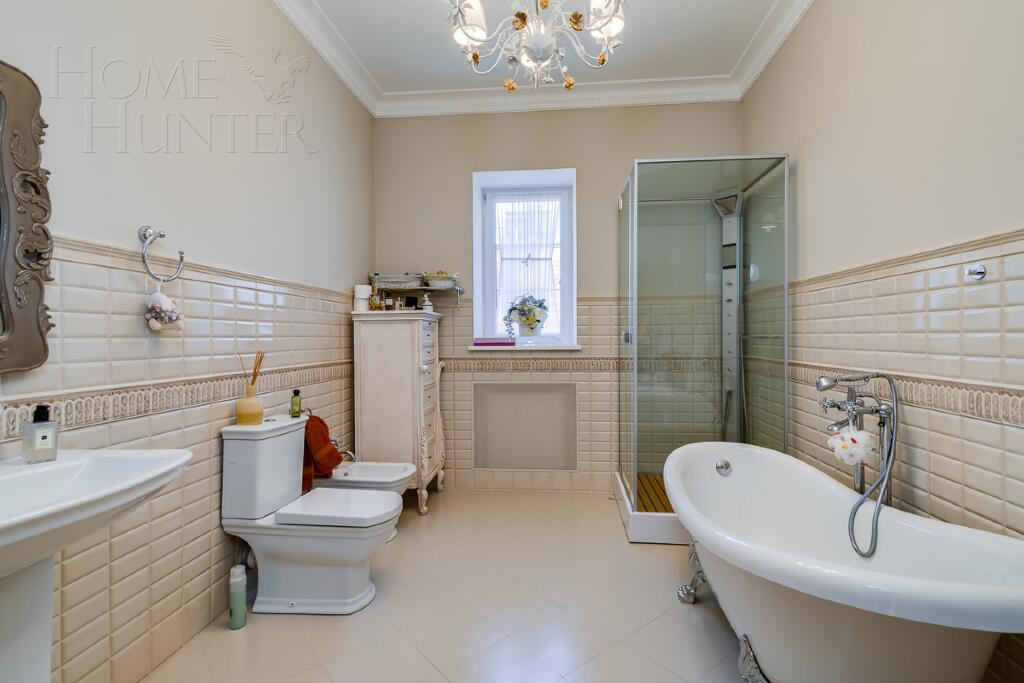 2-этажный коттедж 732 м² с отделкой