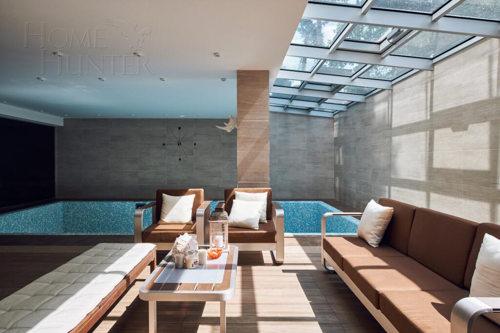 2-этажный коттедж 835 м² с отделкой