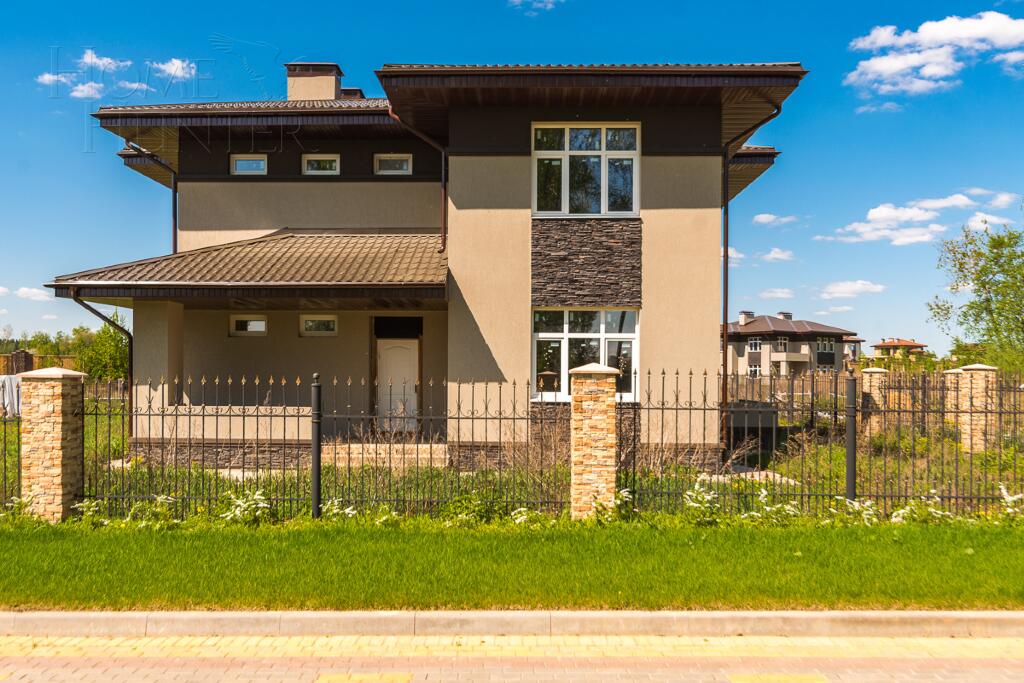 2-этажный коттедж 270 м² без отделки