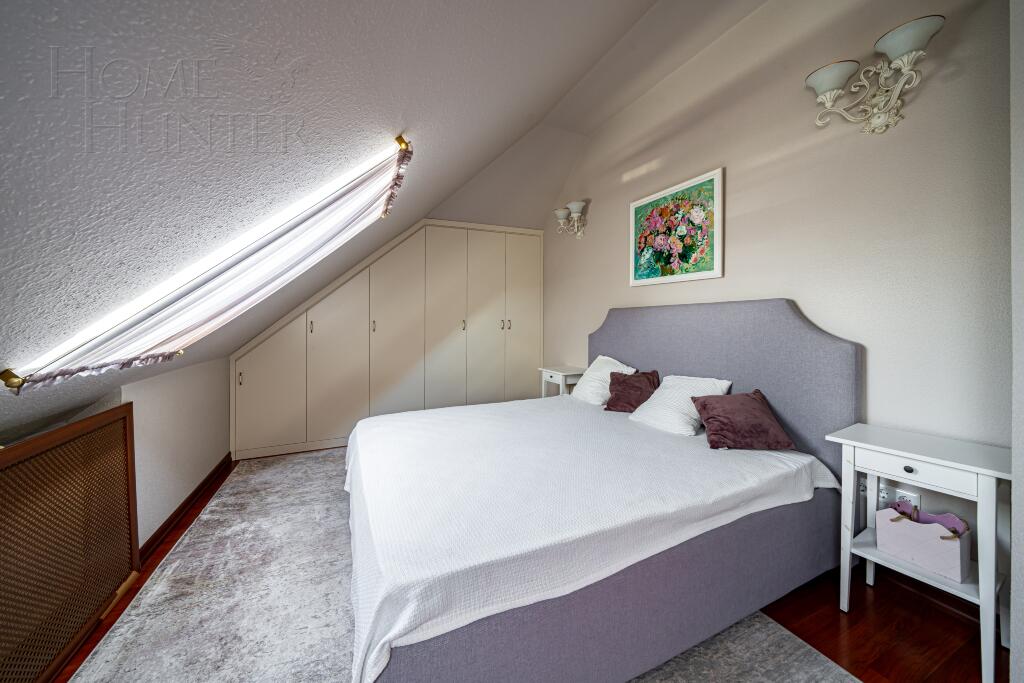 3-этажный коттедж 600 м² с отделкой