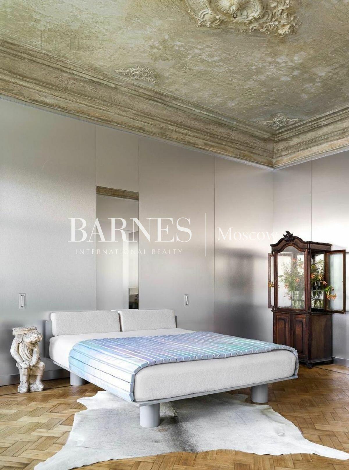 3-КОМН. КВАРТИРА С ОТДЕЛКОЙ 140 М² НА 2 ЭТАЖЕ