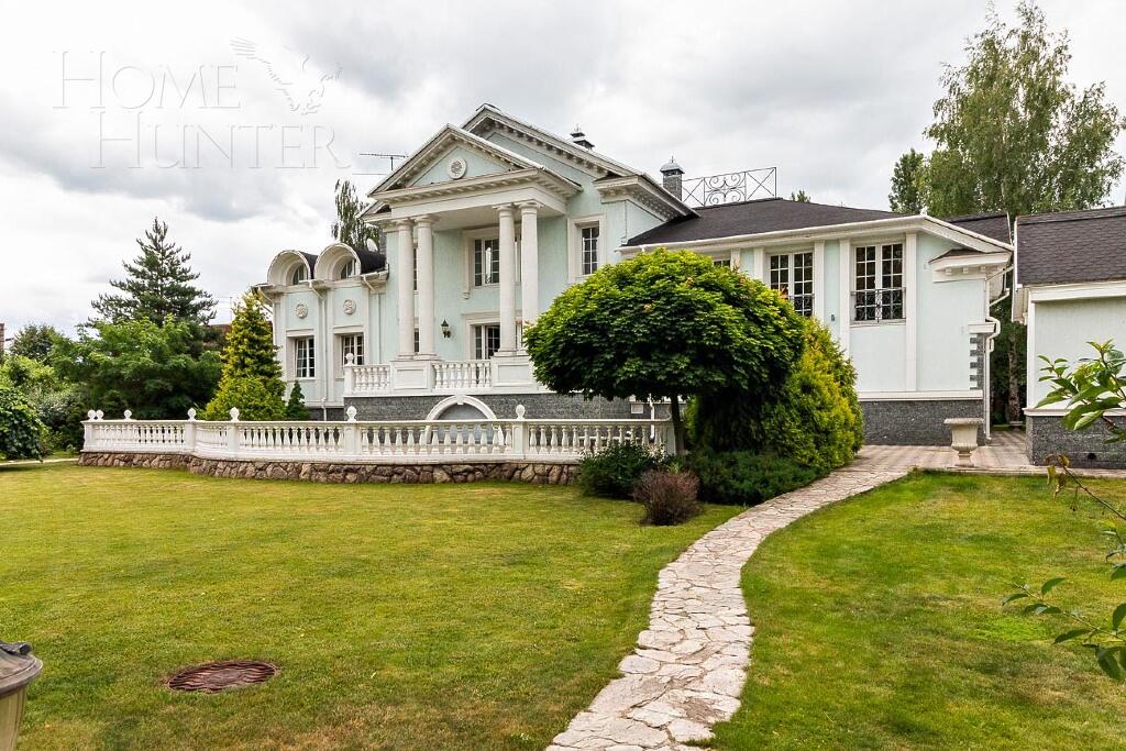 2-этажный коттедж 800 м² с отделкой