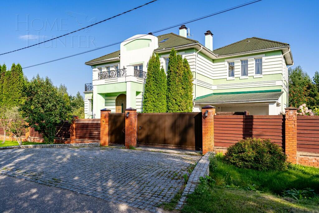 2-этажный коттедж 550 м² с отделкой