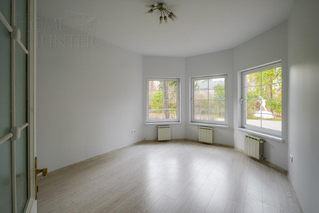 2-этажный таунхаус 270 м² с отделкой