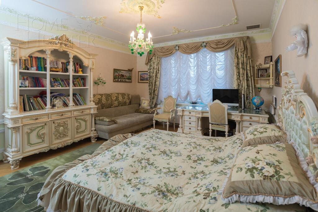 2-этажный коттедж 800 м² с отделкой