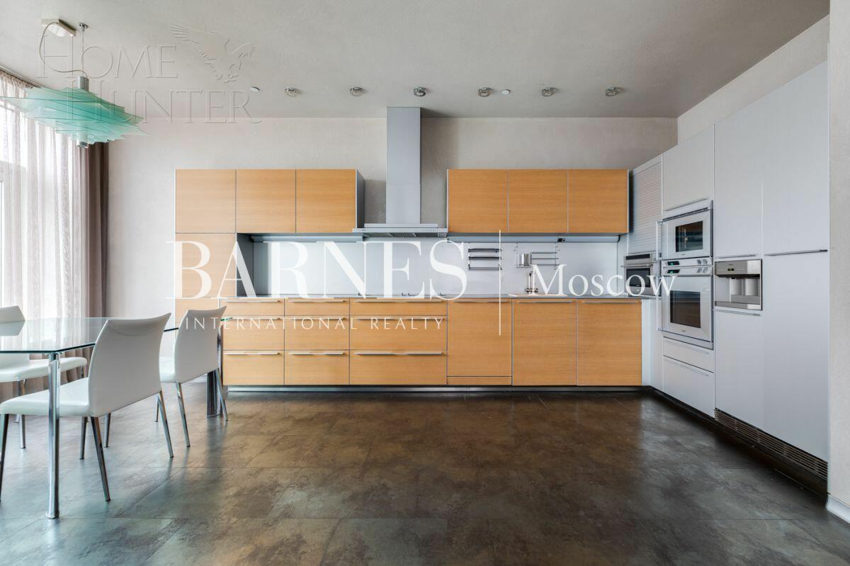 4-КОМН. КВАРТИРА С ОТДЕЛКОЙ 180 М² НА 34 ЭТАЖЕ