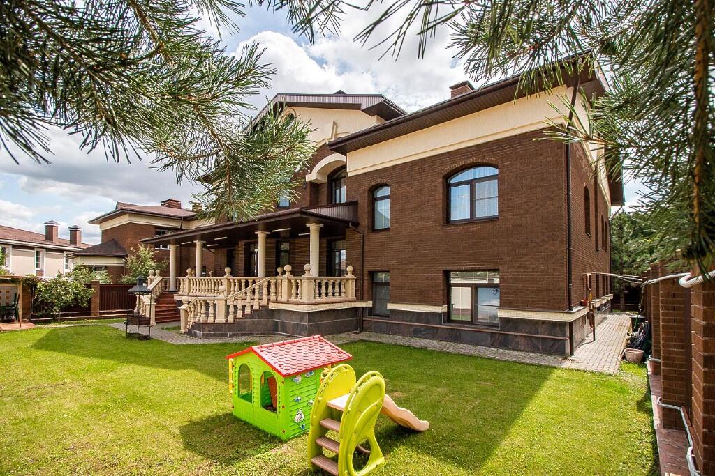 2-этажный коттедж 700 м² с отделкой