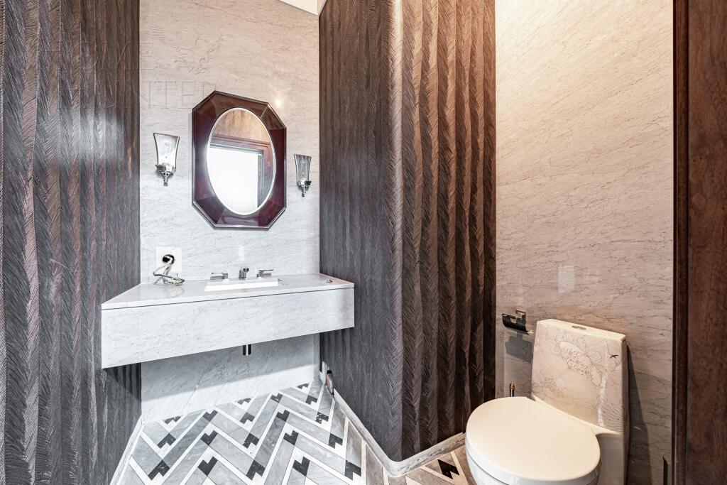 2-этажный коттедж 1 244 м² с отделкой