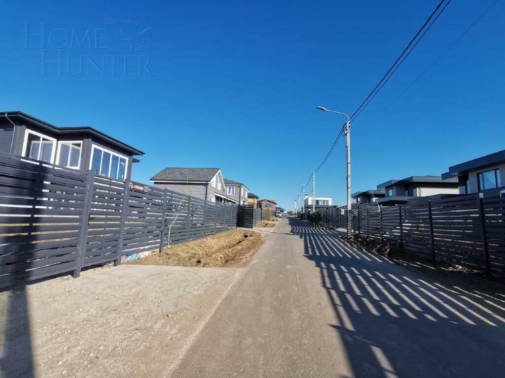 2-этажный коттедж 201.8 м² без отделки