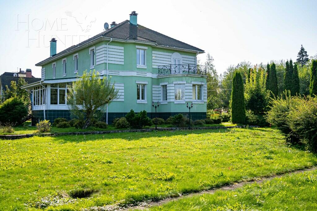 2-этажный коттедж 550 м² с отделкой