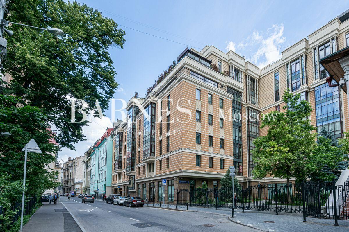 2-УРОВНЕВЫЙ ПЕНТХАУС С ОТДЕЛКОЙ 490 М² НА 7 ЭТАЖЕ