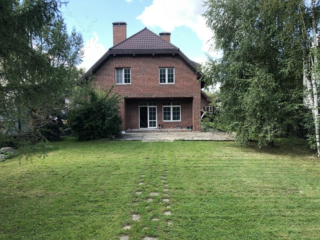 2-этажный коттедж 230 м² без отделки