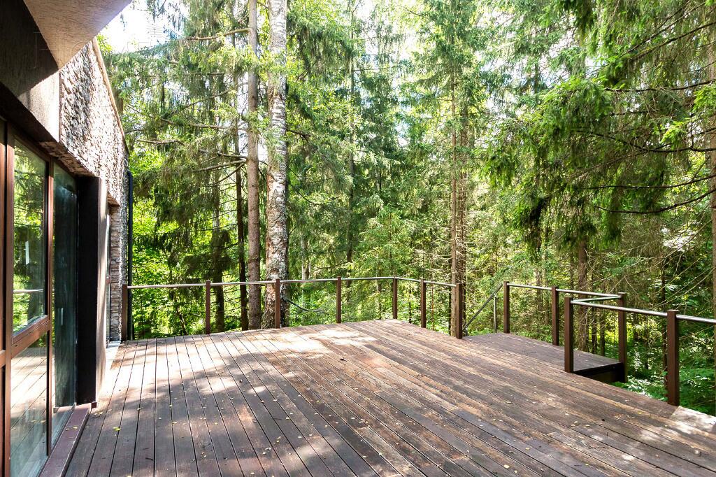 2-этажный коттедж 710 м² без отделки