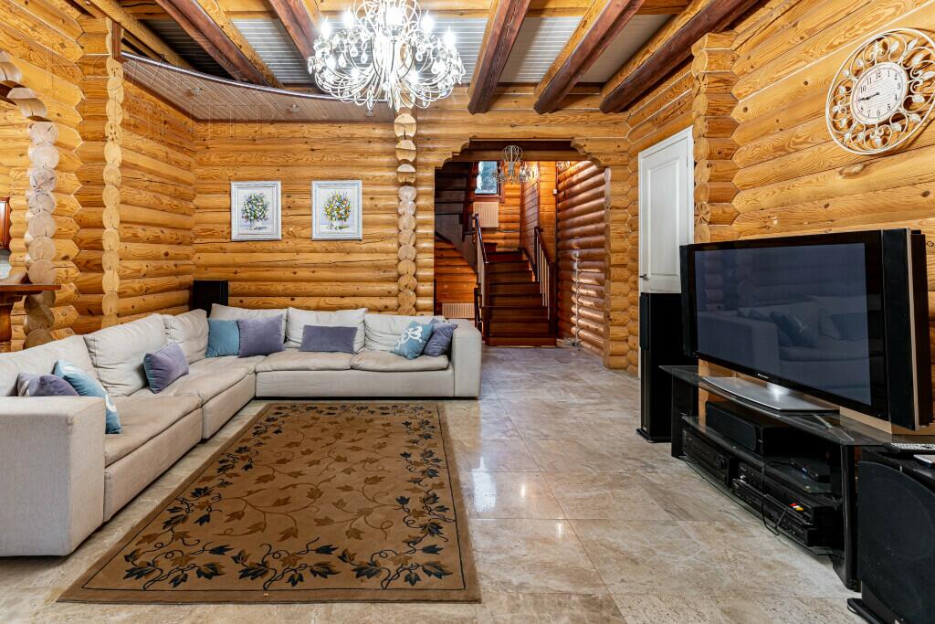 2-этажный коттедж 440 м² с отделкой