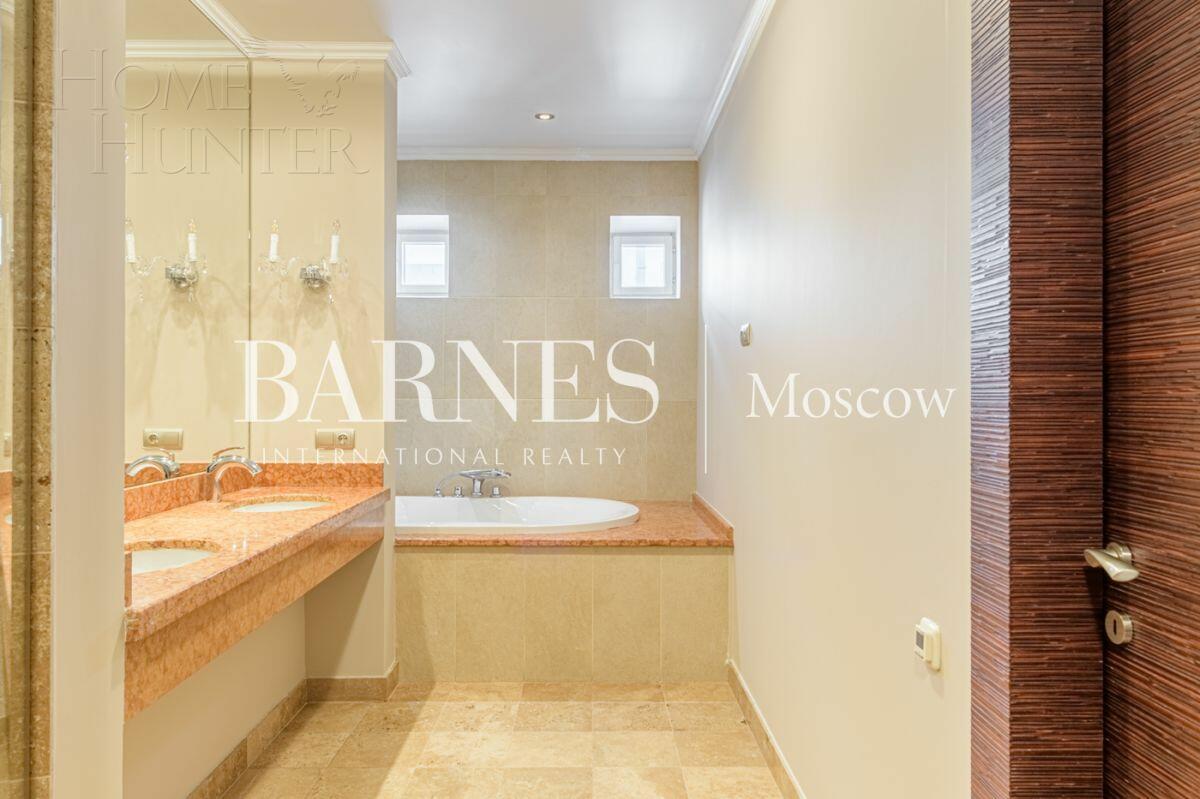 5-КОМН. КВАРТИРА С ОТДЕЛКОЙ 187.8 М² НА 4 ЭТАЖЕ