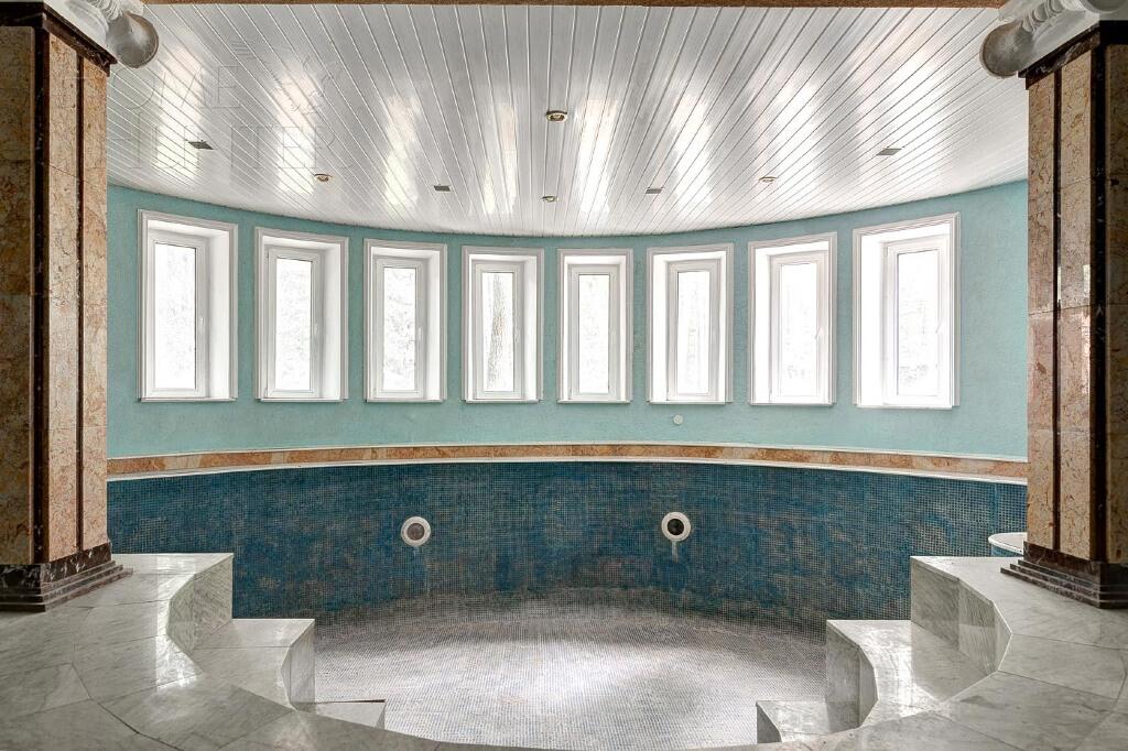 3-этажный коттедж 8 755 м² с отделкой