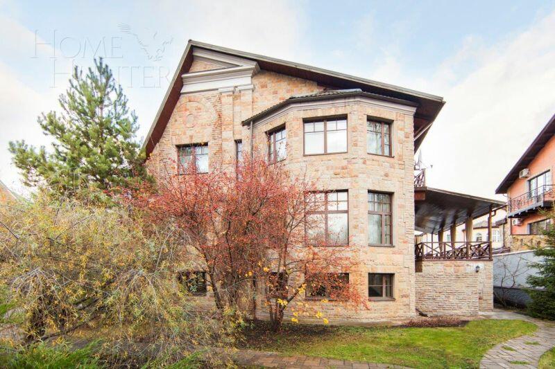 2-этажный коттедж 720 м² с отделкой