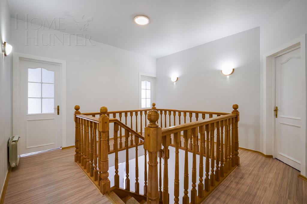 2-этажный таунхаус 270 м² с отделкой