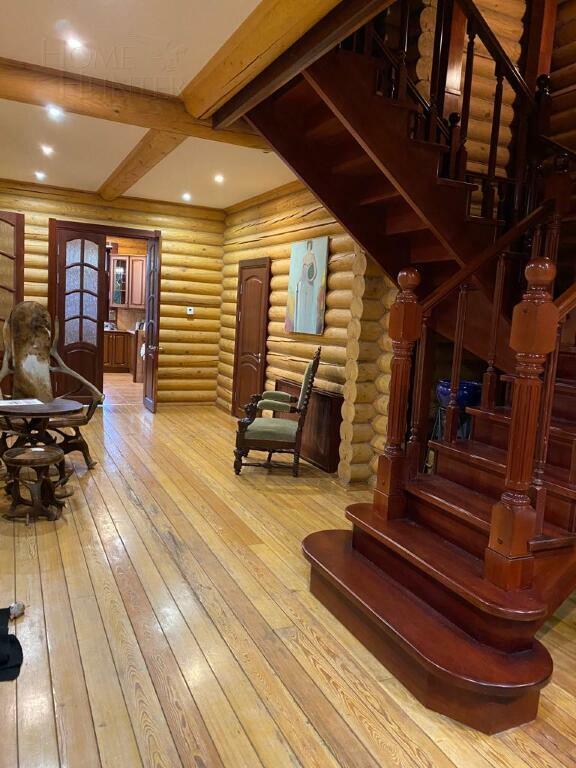 3-этажный коттедж 700 м² с отделкой