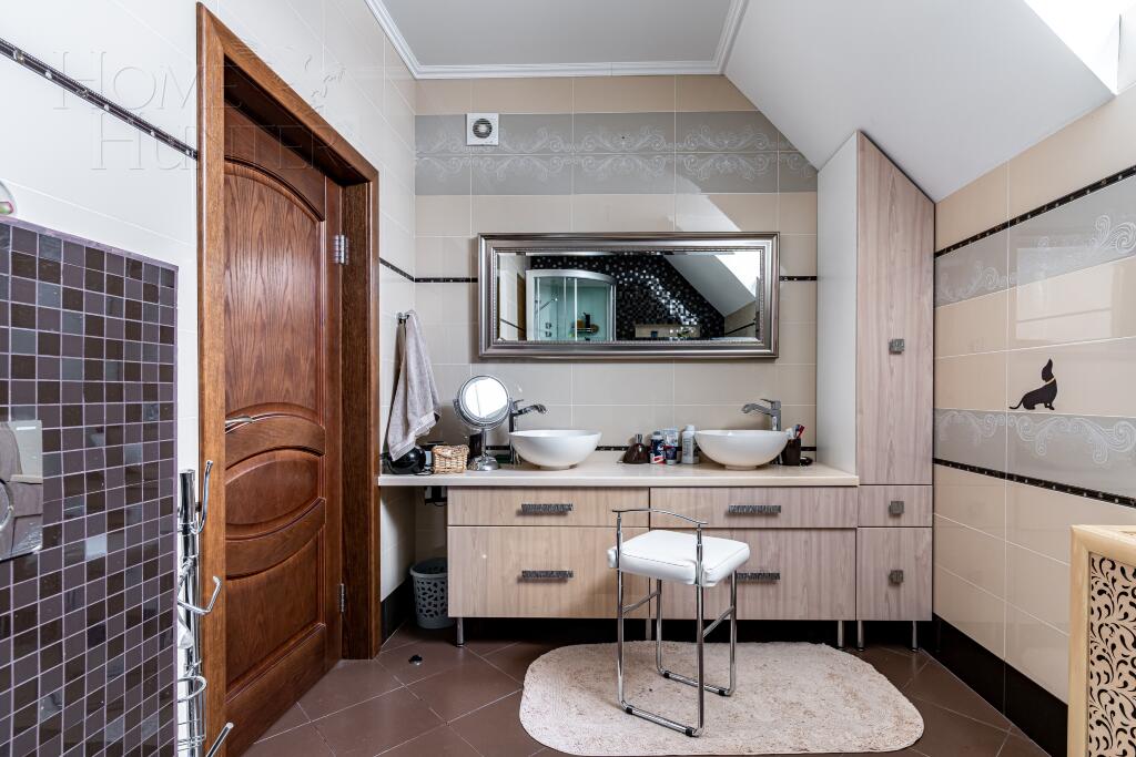 2-этажный коттедж 210 м² с отделкой