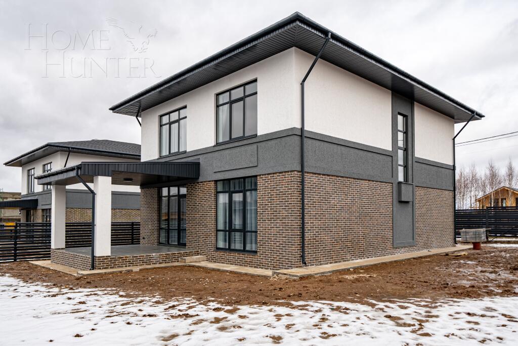 2-этажный коттедж 250 м² с отделкой