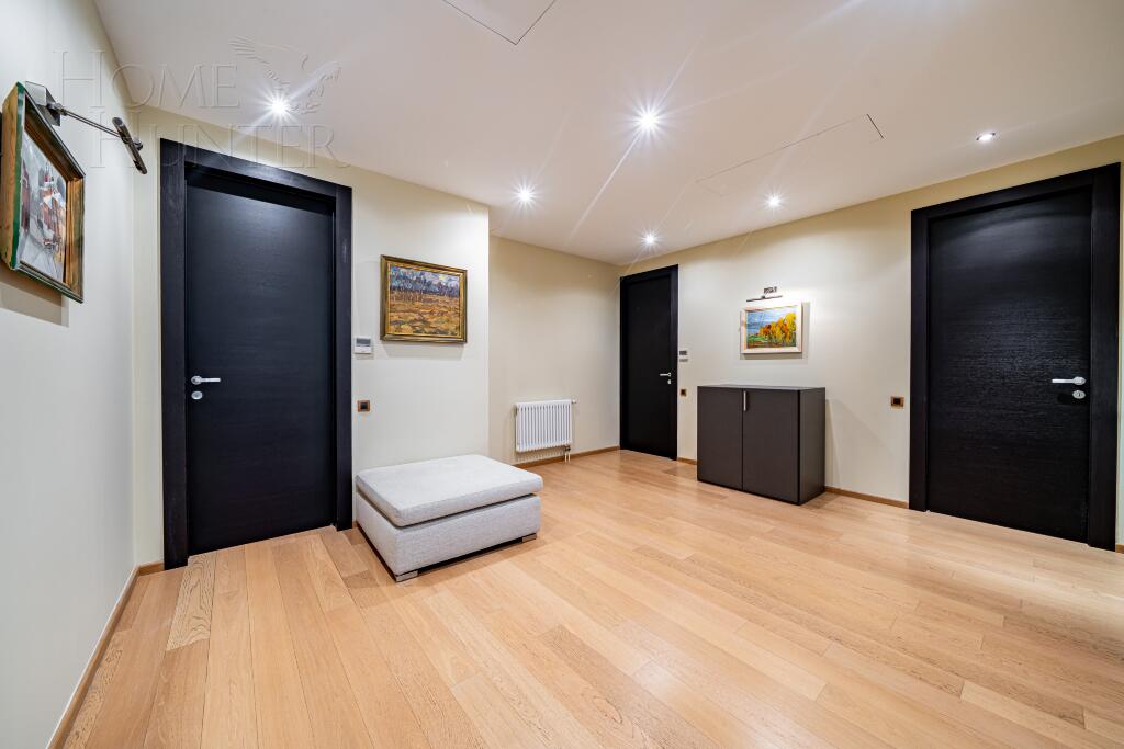 2-этажный коттедж 600 м² с отделкой