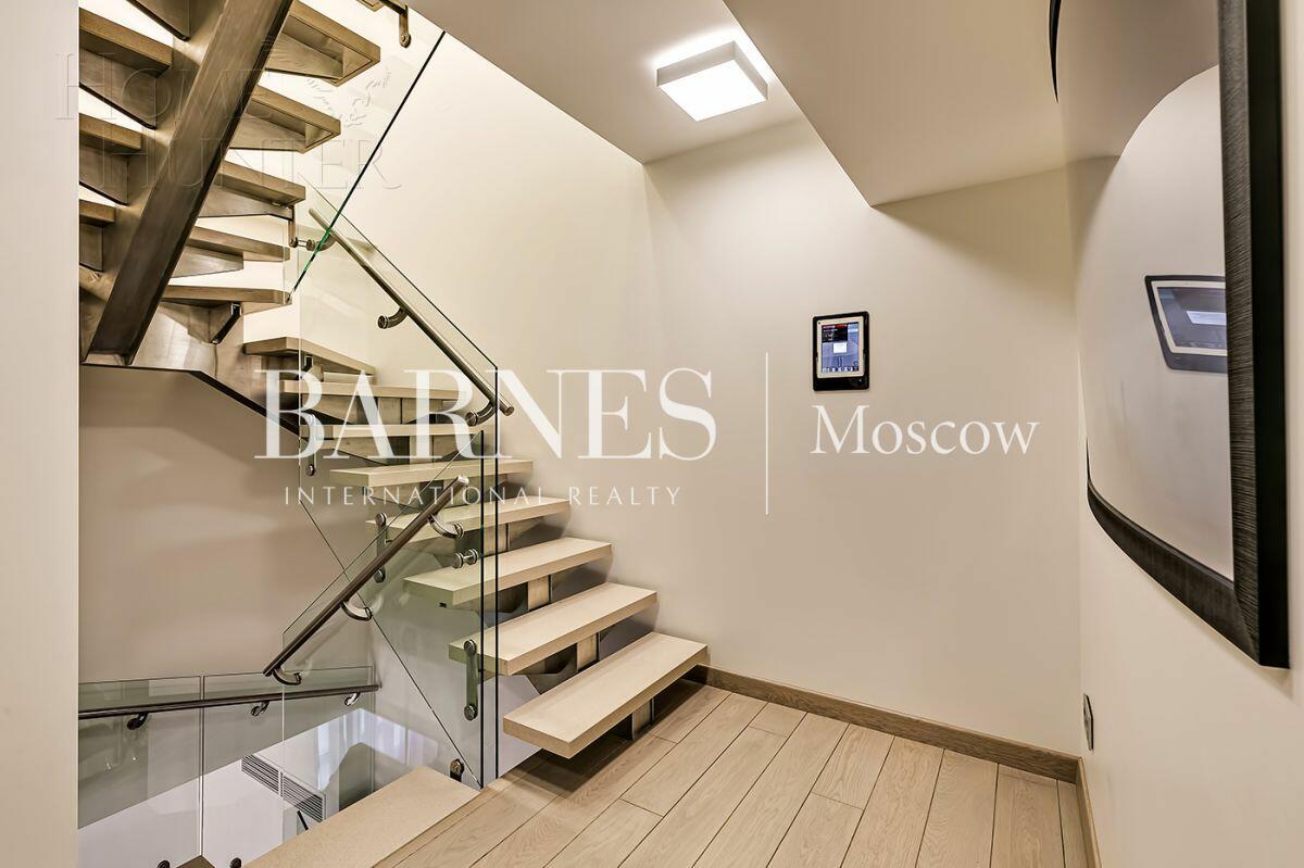 3-УРОВНЕВЫЙ ПЕНТХАУС С ОТДЕЛКОЙ 363 М² НА 9 ЭТАЖЕ