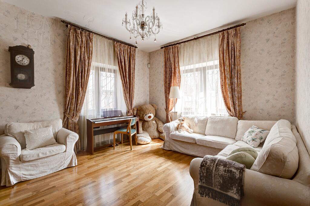 2-этажный коттедж 200 м² с отделкой