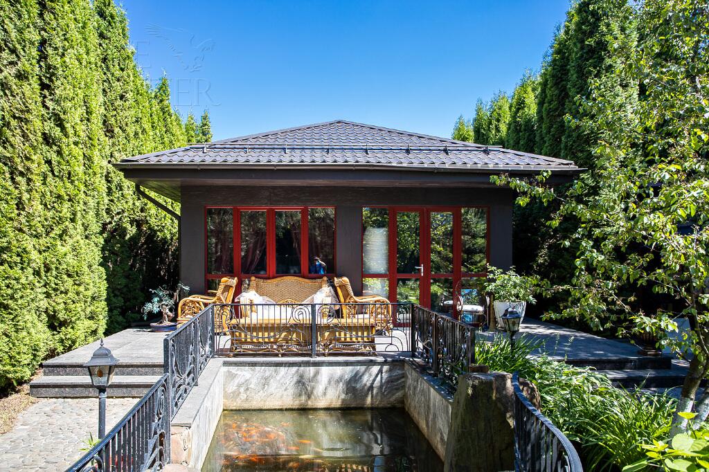 2-этажный коттедж 1 200 м² с отделкой