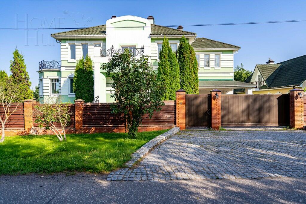 2-этажный коттедж 550 м² с отделкой