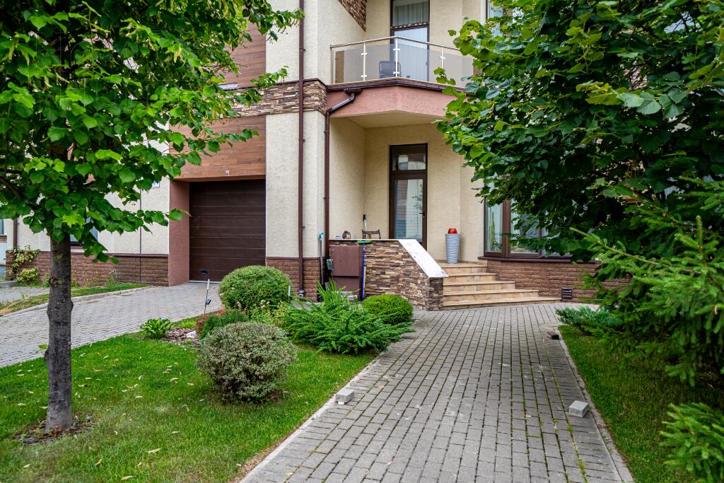 2-этажный таунхаус 200 м² с отделкой