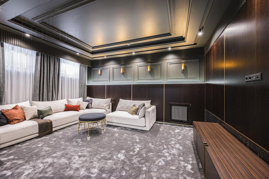 3-этажный коттедж 697 м² с отделкой